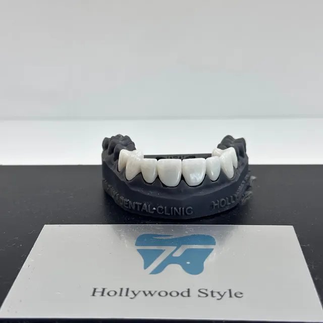 Hollywood Style